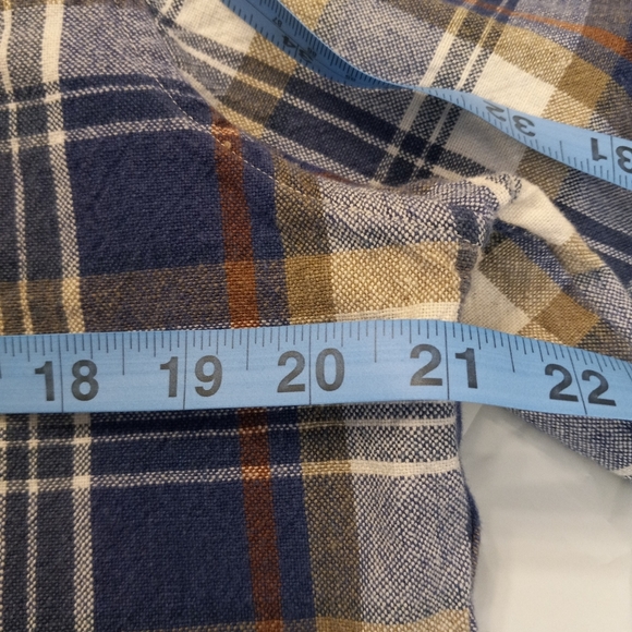 Quizz New York Woman's Size Medium Pearl Snap Button Up Shirt - Picture 10 of 11